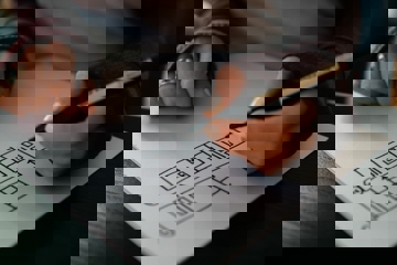 drawing a mobile website wireframe on paper