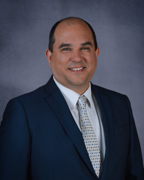 Carlos Chacon Headshot